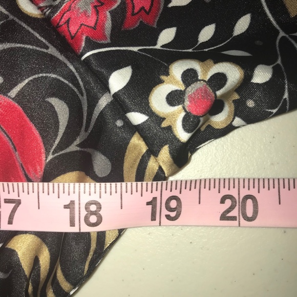 W Wrapper Silk Feel Top 2731 - Picture 4 of 5